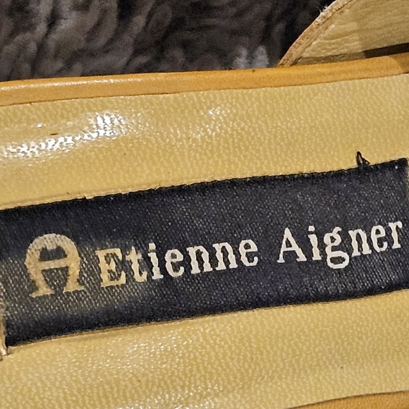 Etienne Aigner SZ 5.5 Tan Leather Open Toe Slip On 2.5" Heel Sandal Shoe - Picture 10 of 12